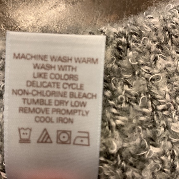 JH Collectibles Petite Women’s size Medium - Picture 5 of 8